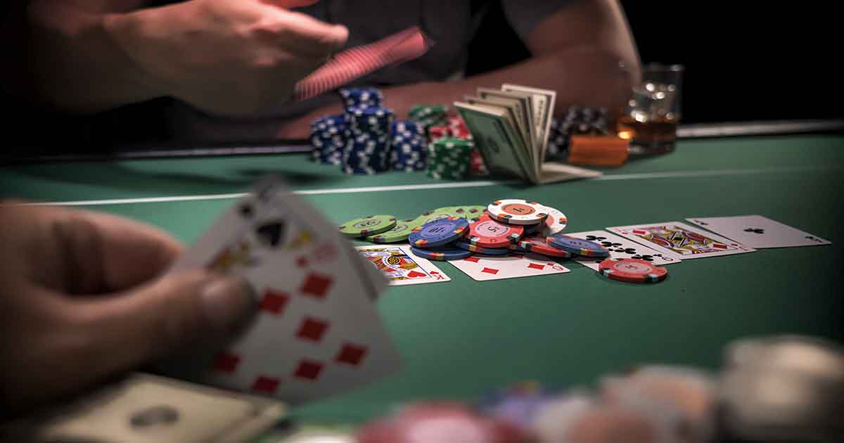 Kinh nghiệm chơi poker： Cách nâng cao kỹ năng của bạn