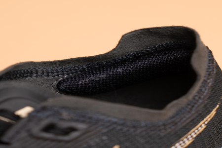 Nike ZoomX Vaporfly Next% 2: Giày Đua Cực Mạnh với Đệm ZoomX và Tấm Carbon