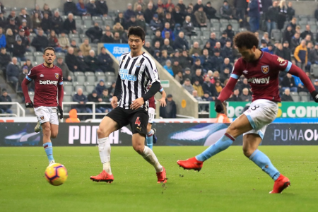 Nhận định Newcastle vs West Ham: Chuyên gia dự đoán kết quả bất ngờ?