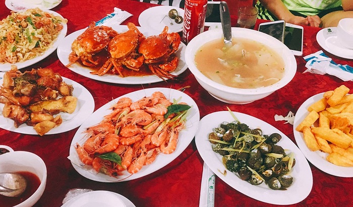 Tìm nhà hàng ở Móng Cái? Gợi ý quán ngon, nổi tiếng gần đây.